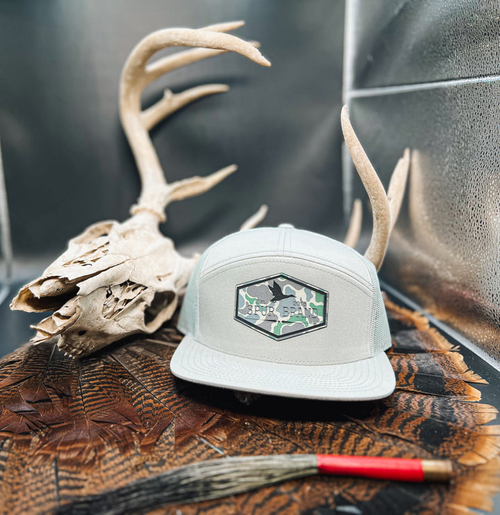 Waterfowl spurflauge Patch // Grey & Grey Flat Bill