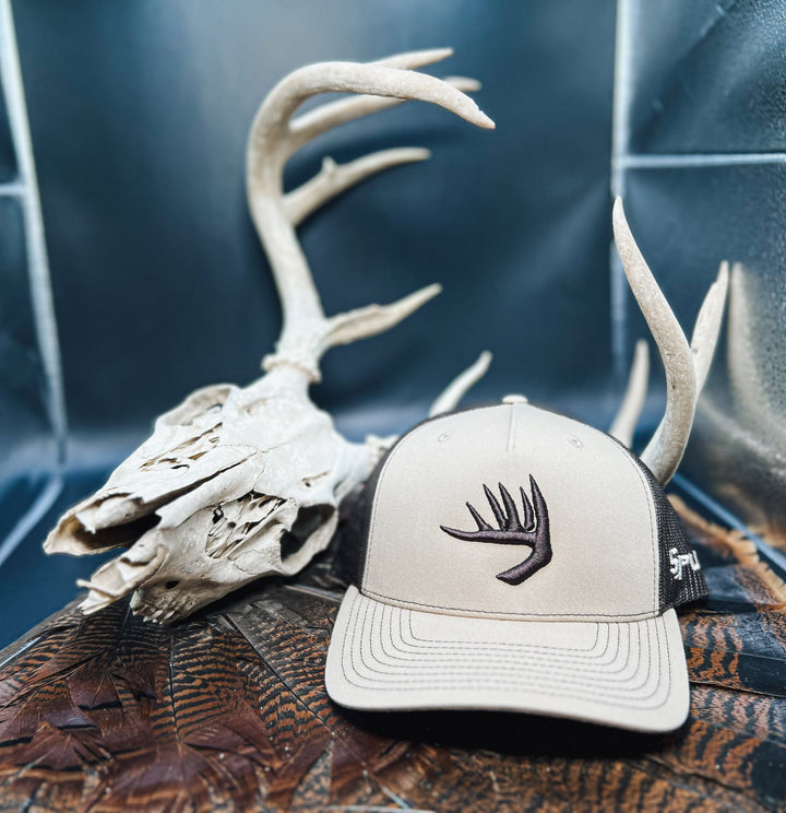 Spur Deer Shed Brown Stitch // Tan & Brown Mesh Snapback