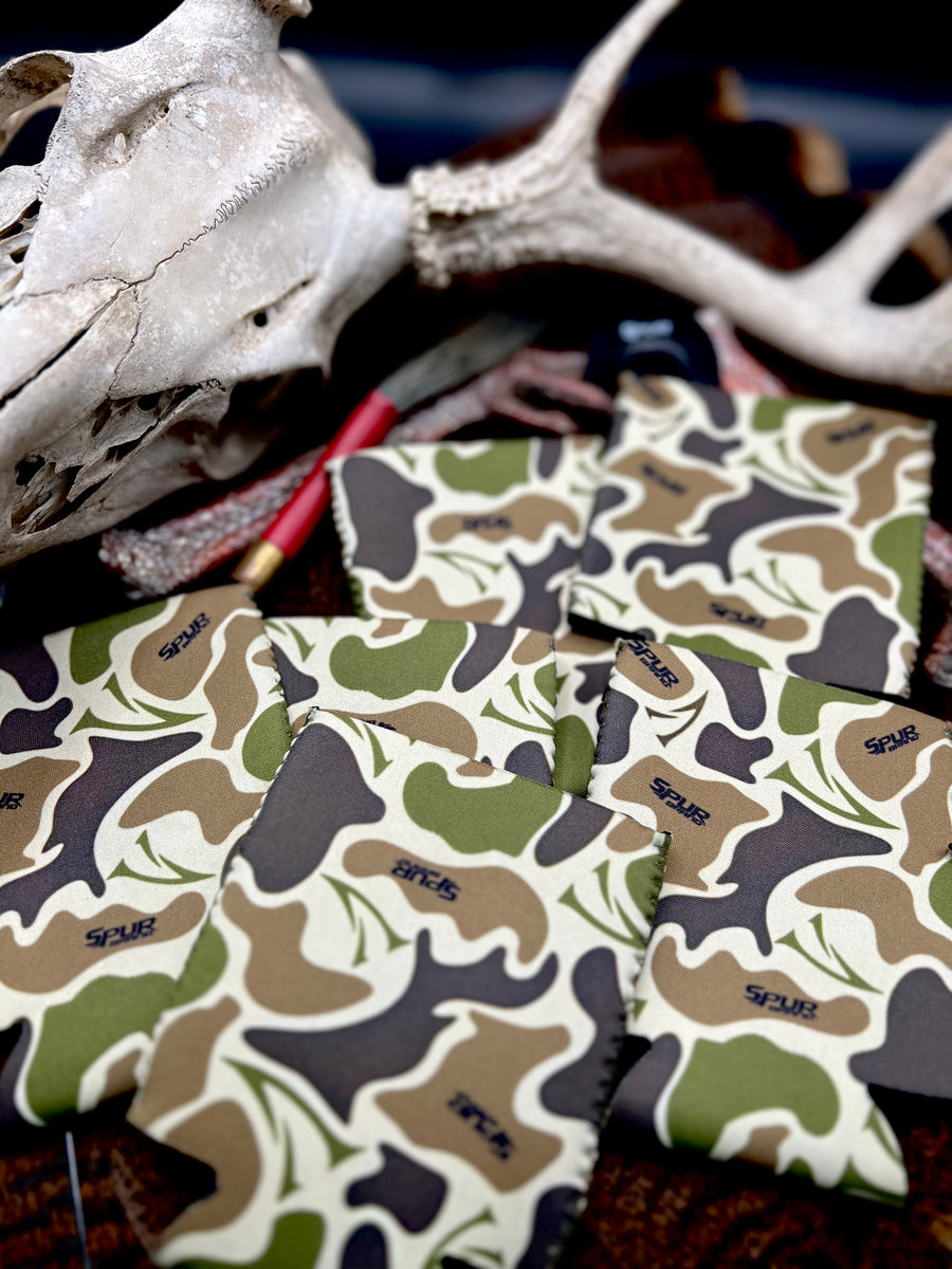 12oz Camo Can Koozie